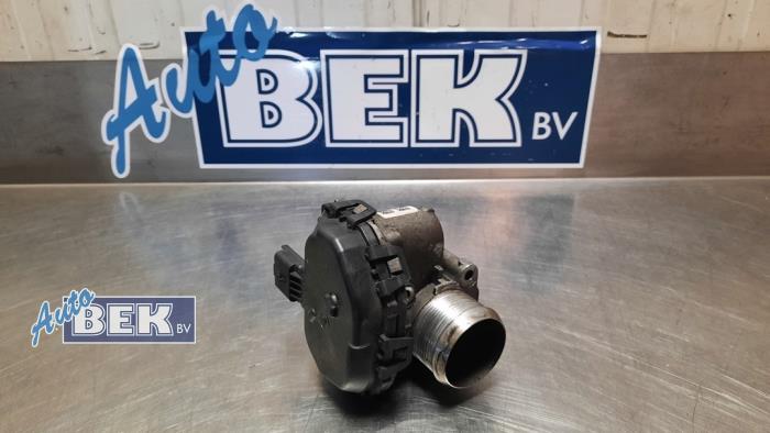 Usagé Boitier papillon Peugeot 308 (L3/L8/LB/LH/LP) 1.6 BlueHDi 120 Prix € 29,99 Règlement à la marge proposé par Auto Bek
