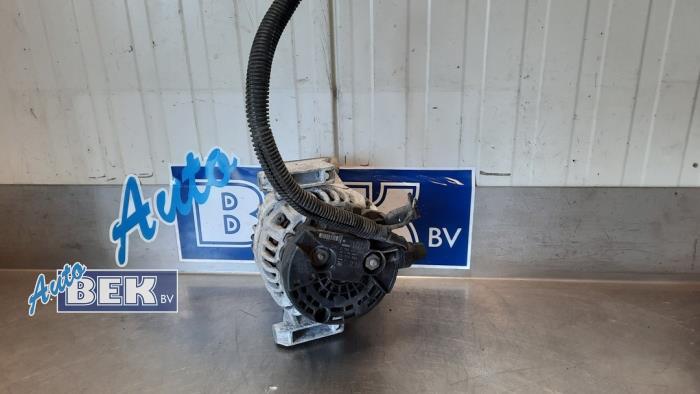 Begagnade Dynamo Opel Zafira (M75) 2.2 16V Direct Ecotec Pris € 35,00 Marginaltabell erbjuds av Auto Bek