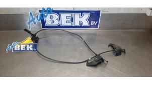 Used Bonnet release cable Jaguar XE 2.0 250 Turbo 16V Price € 30,00 Margin scheme offered by Auto Bek