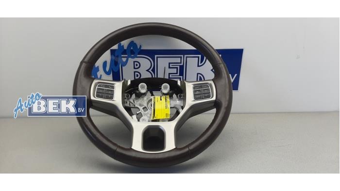 Steering wheel from a RAM 1500 Crew Cab (DS/DJ/D2) 3.0 V6 Diesel 4x4 2014