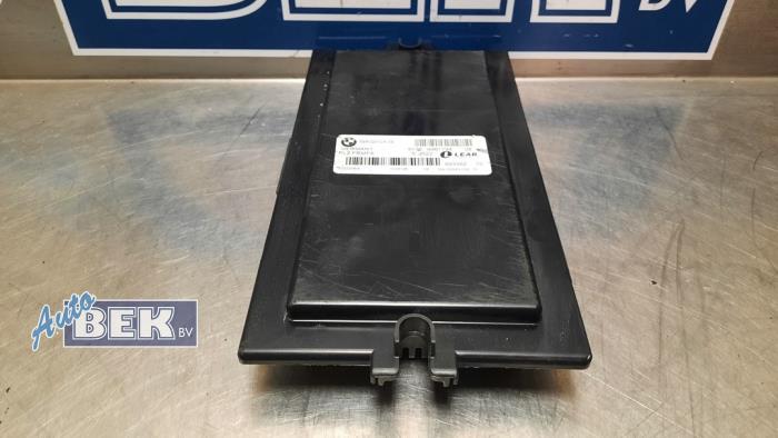 Usagé Ordinateur divers BMW 3 serie (E90) 325i 24V Prix € 100,00 Règlement à la marge proposé par Auto Bek