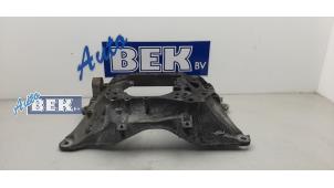 Used Gearbox mount Audi Q8 (4MN) 3.0 V6 24V 50 TDI Mild Hybrid Quattro Price on request offered by Auto Bek