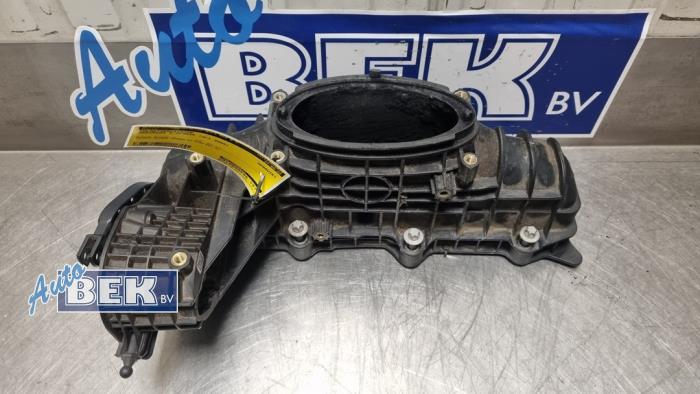 Used Intake manifold Mercedes E (W212) E-250 CDI 16V BlueEfficiency Price € 49,99 Margin scheme offered by Auto Bek