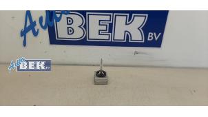 Used Xenon bulb Jeep Grand Cherokee (WK/WK2) 3.0 CRD V6 24V Price on request offered by Auto Bek