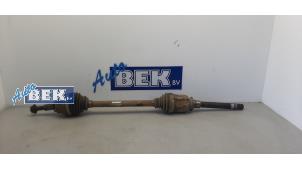 Used Front drive shaft, right Jeep Grand Cherokee (WK/WK2) 3.0 CRD V6 24V Price on request offered by Auto Bek