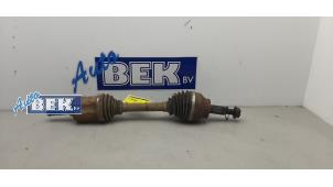 Used Front drive shaft, left Jeep Grand Cherokee (WK/WK2) 3.0 CRD V6 24V Price on request offered by Auto Bek