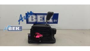 Used Gear stick Jeep Grand Cherokee (WK/WK2) 3.0 CRD V6 24V Price on request offered by Auto Bek