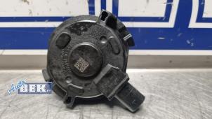 Used Camshaft adjuster BMW 3 serie (G20) 320i 2.0 TwinPower Turbo 16V Price € 24,99 Margin scheme offered by Auto Bek