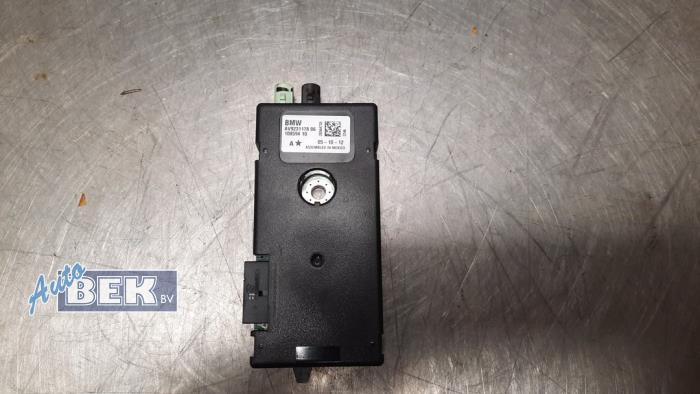 Antenna Amplifier from a BMW 3 serie (F30) 330d 3.0 24V 2012
