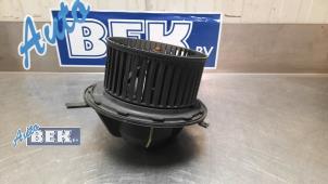 Used Heating and ventilation fan motor BMW 3 serie (E90) 325i 24V Price € 35,00 Margin scheme offered by Auto Bek