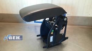 Gebrauchte Armlehne Skoda Octavia Combi (5EAC) 2.0 TDI RS 16V Preis € 50,00 Margenregelung angeboten von Auto Bek