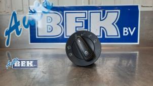 Gebrauchte Licht Schalter Skoda Octavia Combi (5EAC) 2.0 TDI RS 16V Preis € 20,00 Margenregelung angeboten von Auto Bek