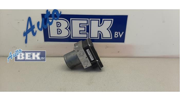Usagé Bloc ABS BMW X1 (E84) xDrive 23d 2.0 16V Prix € 99,95 Règlement à la marge proposé par Auto Bek