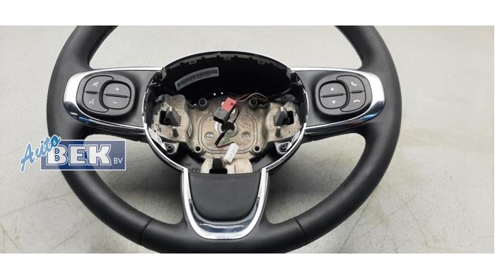 Steering wheel from a Fiat 500 (312) 1.2 69 2019