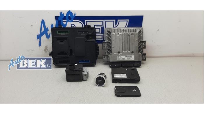 Used Ignition lock + computer Renault Grand Scénic III (JZ) 1.5 dCi 110 Price € 275,00 Margin scheme offered by Auto Bek