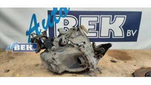 Used Gearbox Toyota Auris (E15) 1.6 Dual VVT-i 16V Price on request offered by Auto Bek