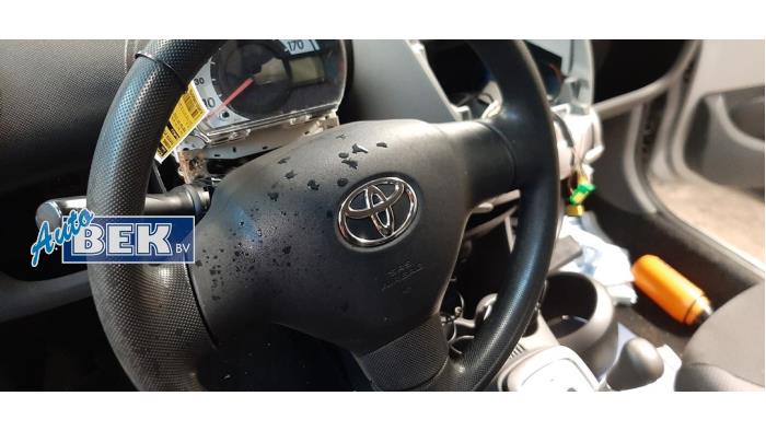 Airbag set + dashboard de un Toyota Aygo (B10) 1.0 12V VVT-i 2008