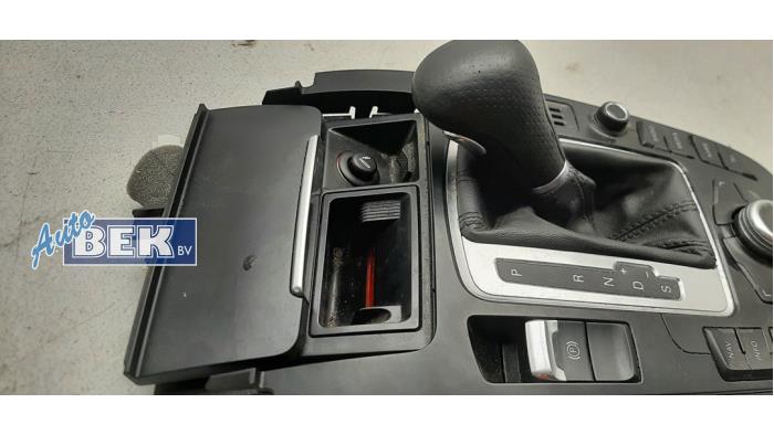 Unité de contrôle Multimedia d'un Audi A4 Avant (B8) 2.0 TDI 16V 2010