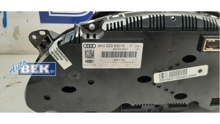 Panel de instrumentación de un Audi A4 Avant (B8) 2.0 TDI 16V 2010