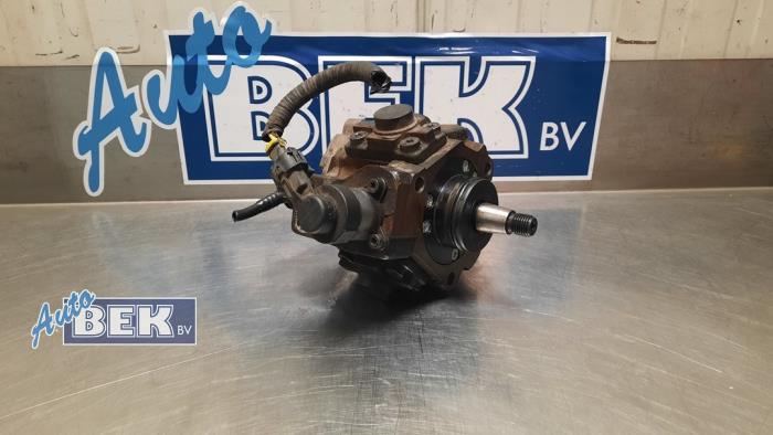 Begagnade Dieselpump Hyundai H-300 2.5 CRDi Pris € 149,95 Marginaltabell erbjuds av Auto Bek