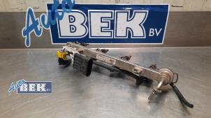 Used Fuel injector nozzle Alfa Romeo Giulietta (940) 1.4 TB 16V Price on request offered by Auto Bek
