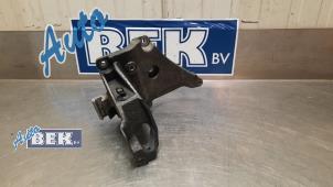 Used Air conditioning bracket Ford Transit Connect (PJ2) 1.6 TDCi 16V 95 Price on request offered by Auto Bek
