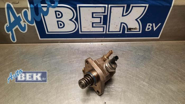 Begagnade Högtryckspump Volkswagen Polo VI (AW1) 1.0 TSI 12V Pris € 90,00 Marginaltabell erbjuds av Auto Bek