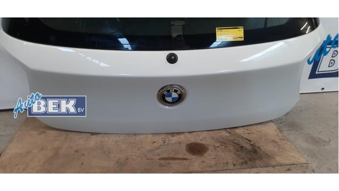 Portón trasero de un BMW 1 serie (F20) 118i 1.6 16V 2014