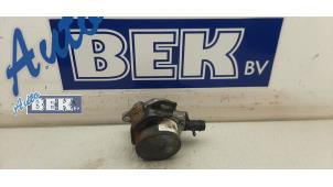 Used Vacuum pump (diesel) Mercedes Citan (415.6) 1.5 111 CDI Euro 6 Price € 35,00 Margin scheme offered by Auto Bek