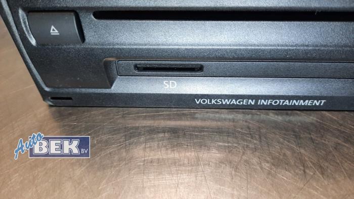 Jednostka multimedialna z Volkswagen Golf VII (AUA) 1.2 TSI 16V 2016