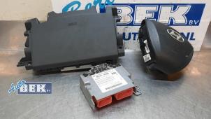 Usados Airbag set + dashboard Hyundai i40 CW (VFC) 1.7 CRDi 16V Precio € 750,00 Norma de margen ofrecido por Auto Bek