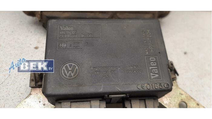 Komputer sterowania silnika z Volkswagen Caddy II (9K9A) 1.9 SDI 2002
