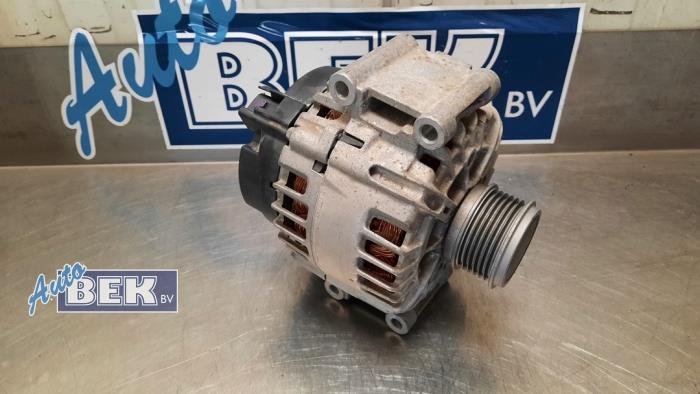 Begagnade Dynamo Volkswagen Passat Variant (3G5) 2.0 TSI 16V 4Motion Pris € 74,00 Marginaltabell erbjuds av Auto Bek