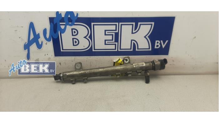 Gebrauchte Kraftstoffverteiler Fiat Doblo Cargo (223) 1.3 D 16V Multijet Preis € 39,95 Margenregelung angeboten von Auto Bek