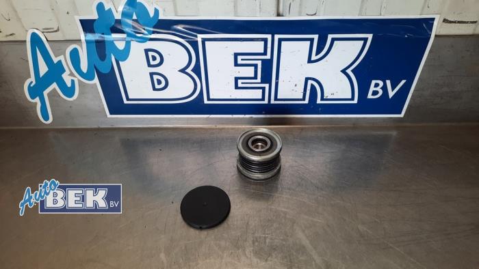 Gebrauchte Dynamo Riemenscheibe Volkswagen Golf VII (AUA) 2.0 GTI 16V Performance Package Preis € 19,95 Margenregelung angeboten von Auto Bek