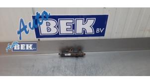 Used Fuel distributor Landrover Discovery III (LAA/TAA) 2.7 TD V6 Price on request offered by Auto Bek