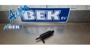 Gebrauchte Pumpe Scheinwerfersprüher Skoda Octavia (1Z3) 1.6 TDI Greenline Preis € 10,00 Margenregelung angeboten von Auto Bek