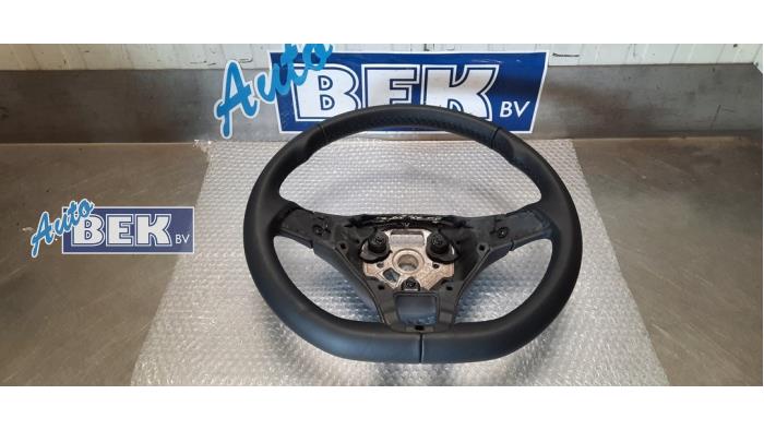 Steering wheel from a Volkswagen Tiguan (AD1) 2.0 TDI 16V BlueMotion Techn.SCR 4Motion 2018