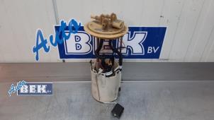 Usados Bomba eléctrica de combustible Volkswagen Crafter 2.0 TDI Precio € 75,00 Norma de margen ofrecido por Auto Bek