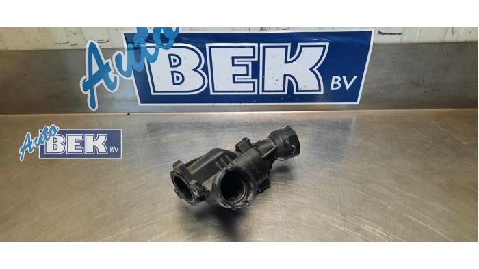 Gebrauchte Thermostatgehäuse Volkswagen Caddy Alltrack Combi 2.0 TDI 122 4Motion Preis € 25,00 Margenregelung angeboten von Auto Bek