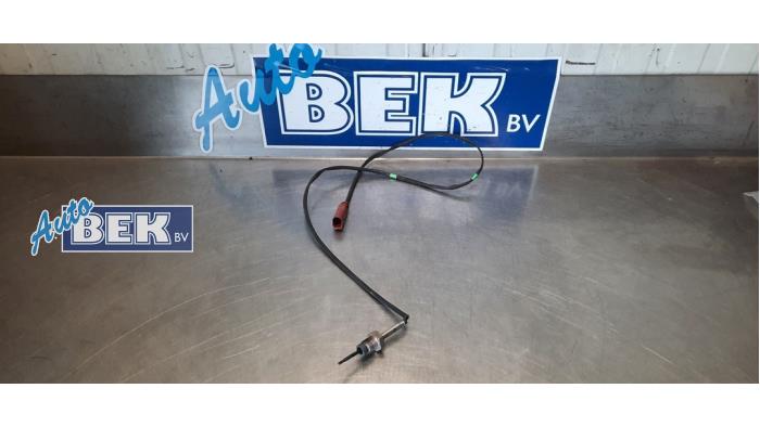 Usagé Sensor température d’échappement Volkswagen Golf VII (AUA) 2.0 TDI 4Motion 16V Prix € 30,00 Règlement à la marge proposé par Auto Bek