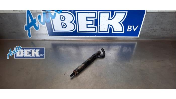 Usagé Injecteurs Renault Kangoo Express (FC) 1.5 dCi 60 Prix € 49,99 Règlement à la marge proposé par Auto Bek
