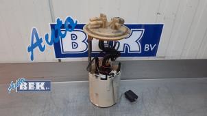 Usados Bomba eléctrica de combustible Mercedes Sprinter 3,5t (906.63) 515 CDI 16V Precio de solicitud ofrecido por Auto Bek
