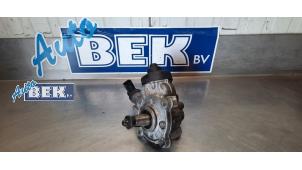 Used High pressure pump BMW 3 serie Touring (F31) 318d 2.0 16V Price on request offered by Auto Bek