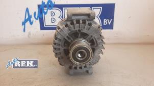 Dynamo van een Mercedes-Benz Sprinter 3,5t (906.73) 214 CDI 16V 2017