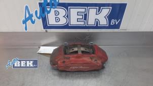 Used Front brake calliper, left Alfa Romeo Brera (939) 1.75 TBi 16V Price € 145,00 Margin scheme offered by Auto Bek