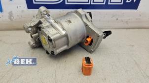 Usagé Pompe à huile Kia Sportage (NQ5) 1.6 T-GDi Hybrid 16V Prix sur demande proposé par Auto Bek
