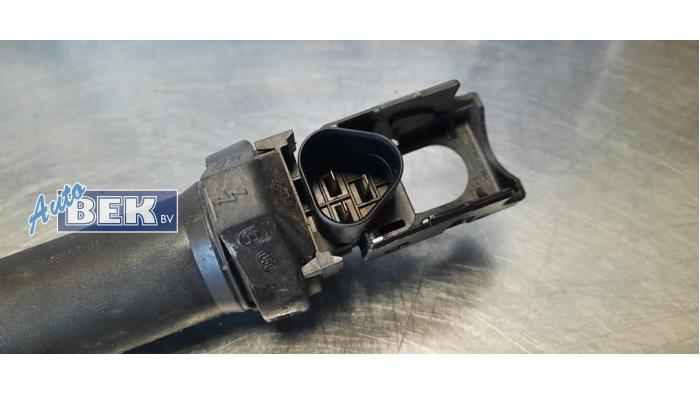 Ignition coil from a BMW 3 serie (E90) 325i 24V 2005