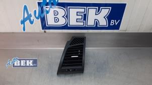 Usagé Aerateur tableau de bord BMW 1 serie (E82) 123d 16V Prix sur demande proposé par Auto Bek