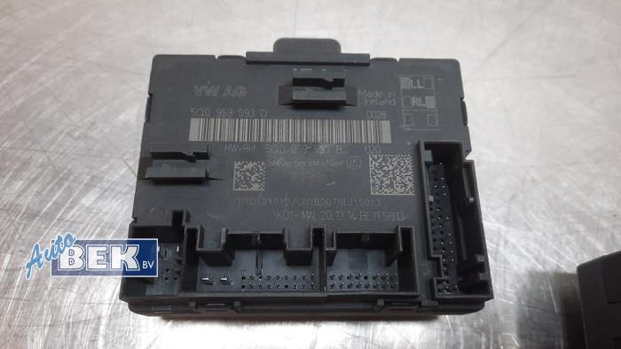 Usados Módulo electrónico central Volkswagen Passat Variant (3G5) 1.4 TSI 16V Precio € 25,00 Norma de margen ofrecido por Auto Bek